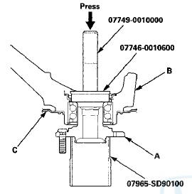 12. Install the knuckle/hub.