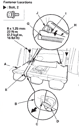 4.2-door: Remove the rear side trim panel (see page