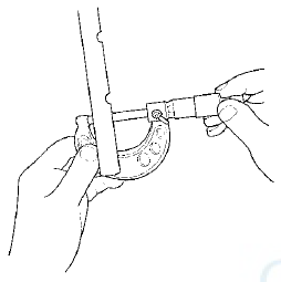 4. Zero the gauge (A) to the shaft diameter.