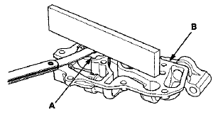 4. Check the pump housing-to-outer rotor radial