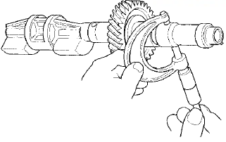 7. Clean the front balancer shaft No. 2 journal, the rear